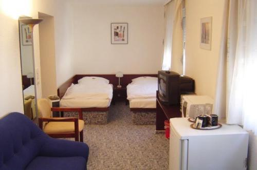 Hotel & Restaurant Raisch Steinwenden Зручності фото